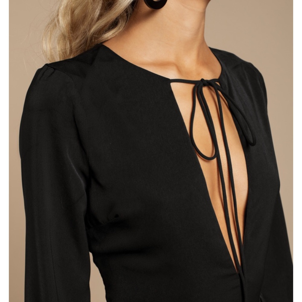 ⭐️ ROWAN BLACK ROMPER⭐️ - Picture 2 of 4